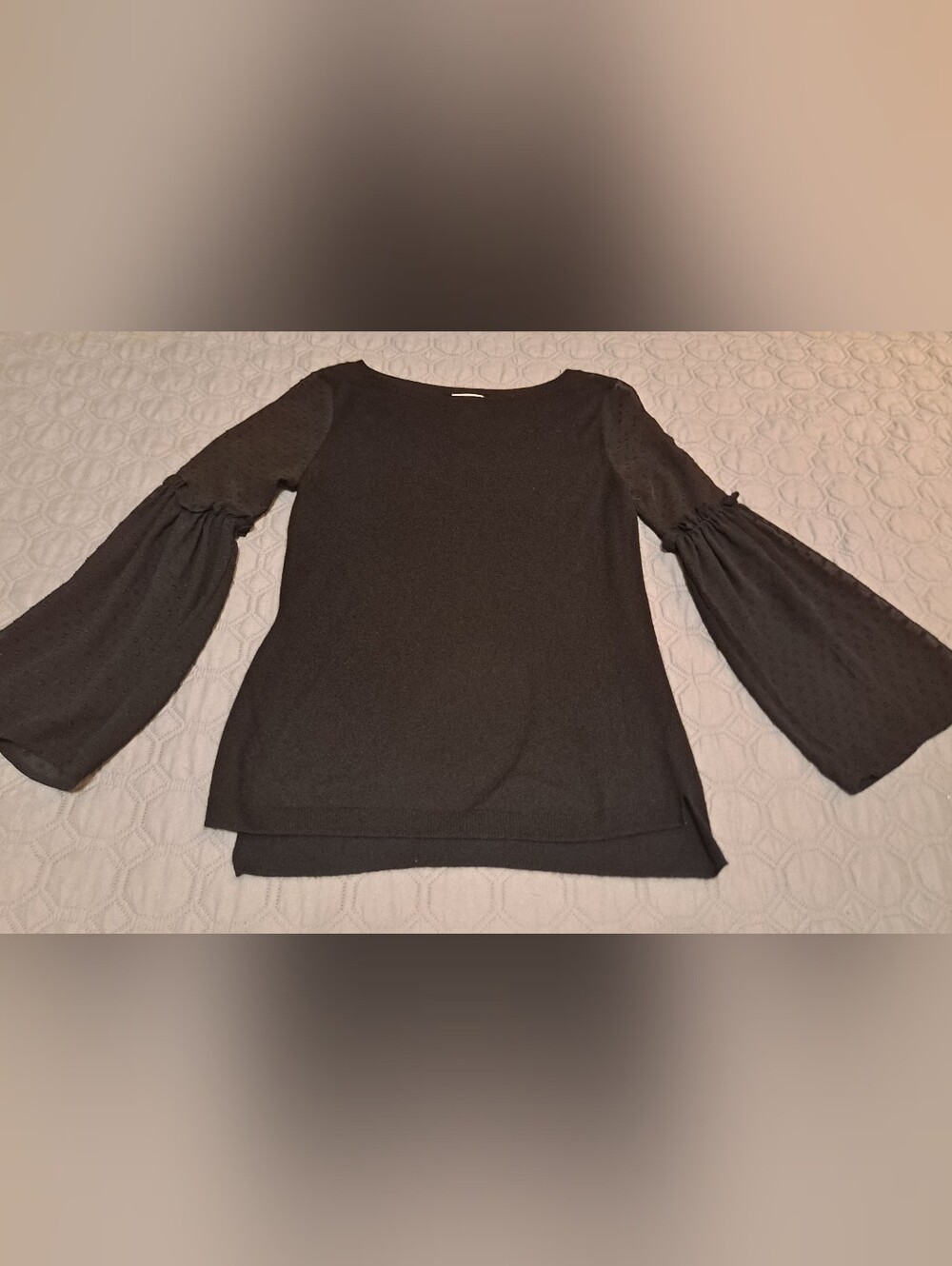 Chelsea 28 Women’s Black Bell Sleeve Top Sz XS